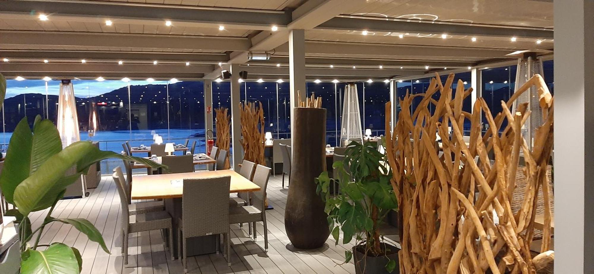 Hotel Les Flots Bleus Savines Kültér fotó